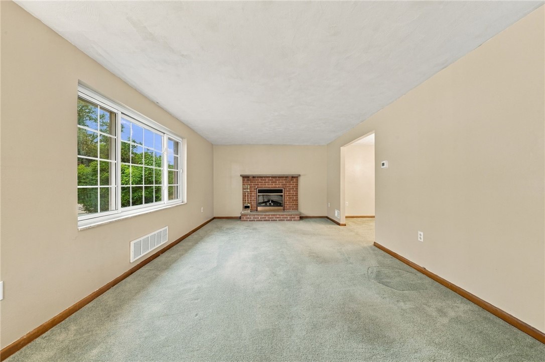 113 Larchwood Drive