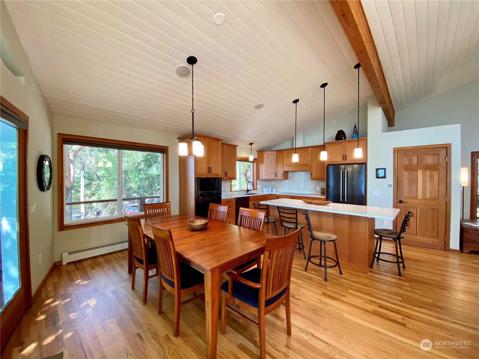 1373 Palisades Drive