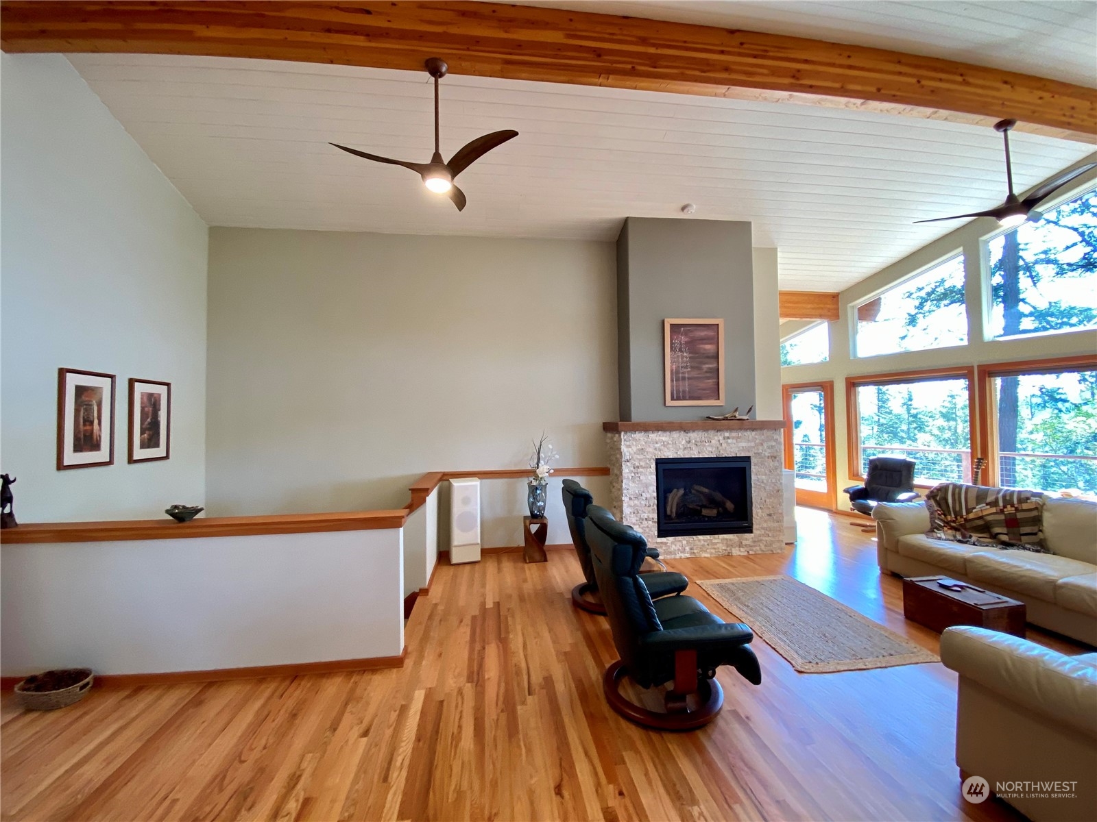 1373 Palisades Drive