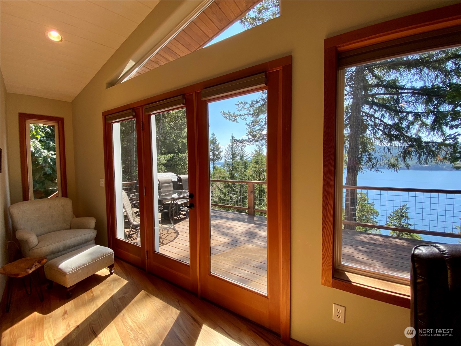 1373 Palisades Drive