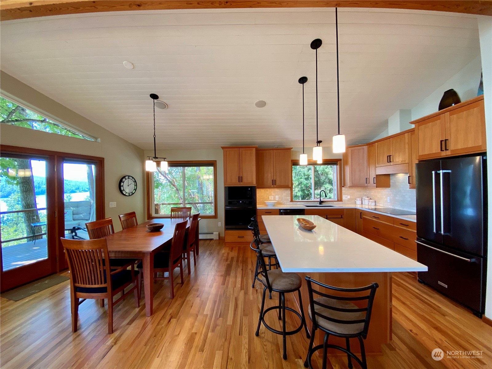 1373 Palisades Drive