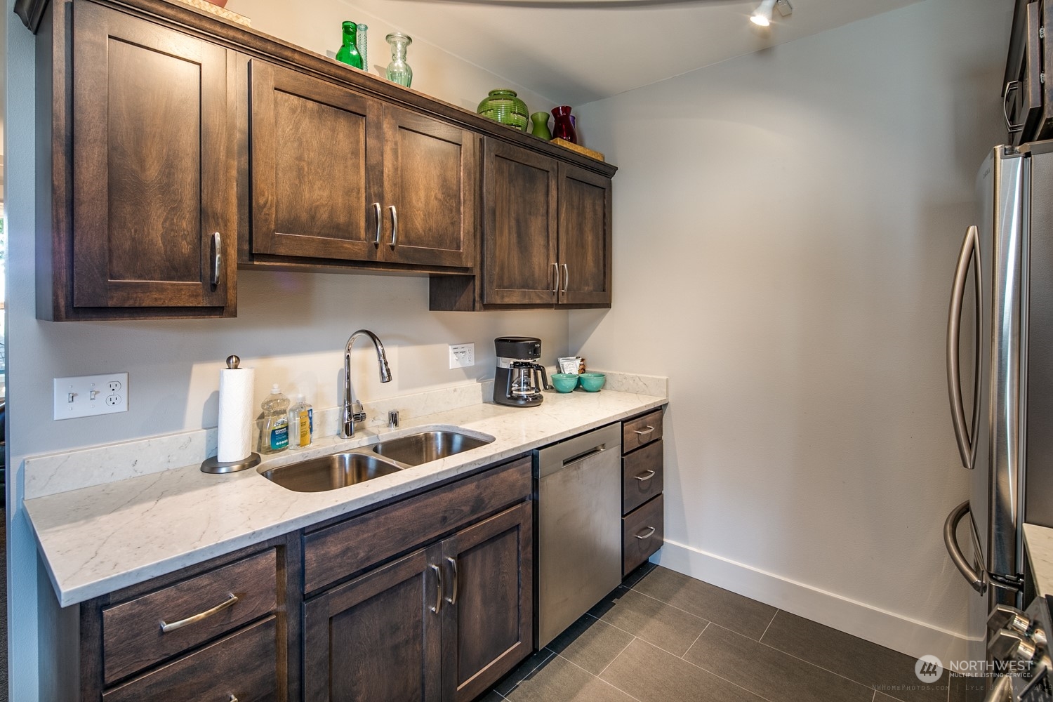 623 Morris Street Unit: B 2