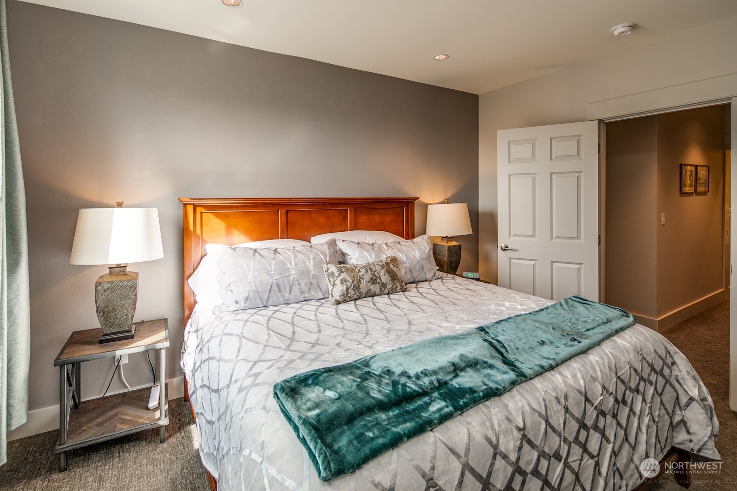 623 Morris Street Unit: B 2