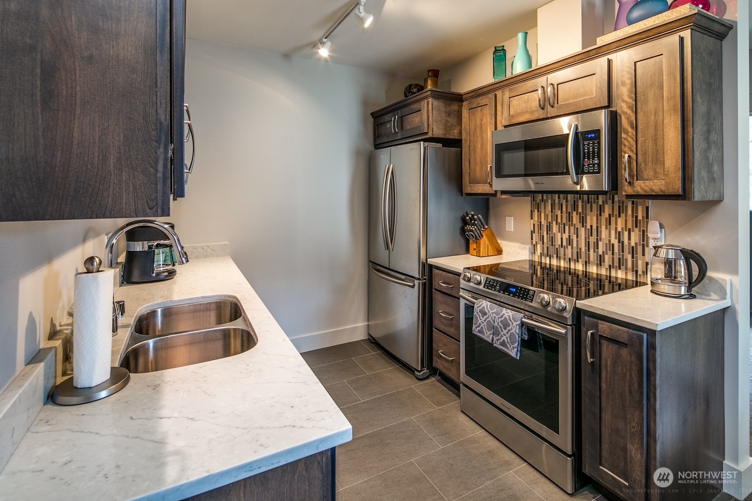 623 Morris Street Unit: B 2
