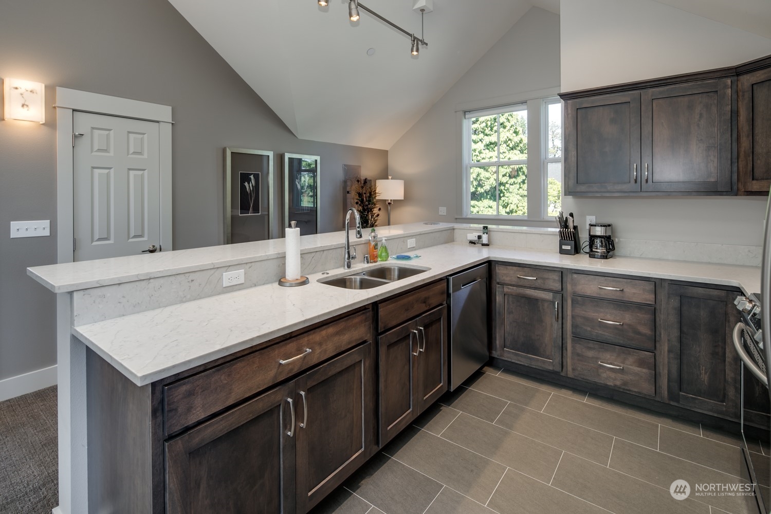 623 Morris Street Unit: E-3