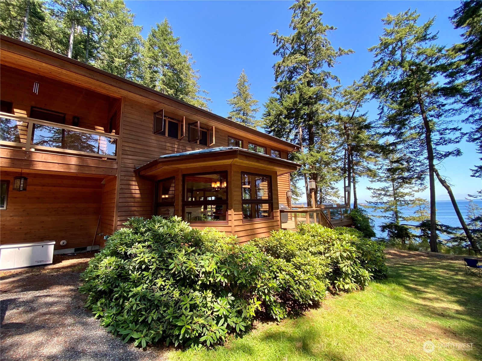 2878 Raccoon Point Road