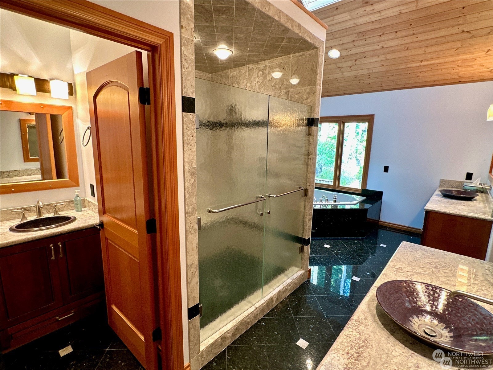 2878 Raccoon Point Road