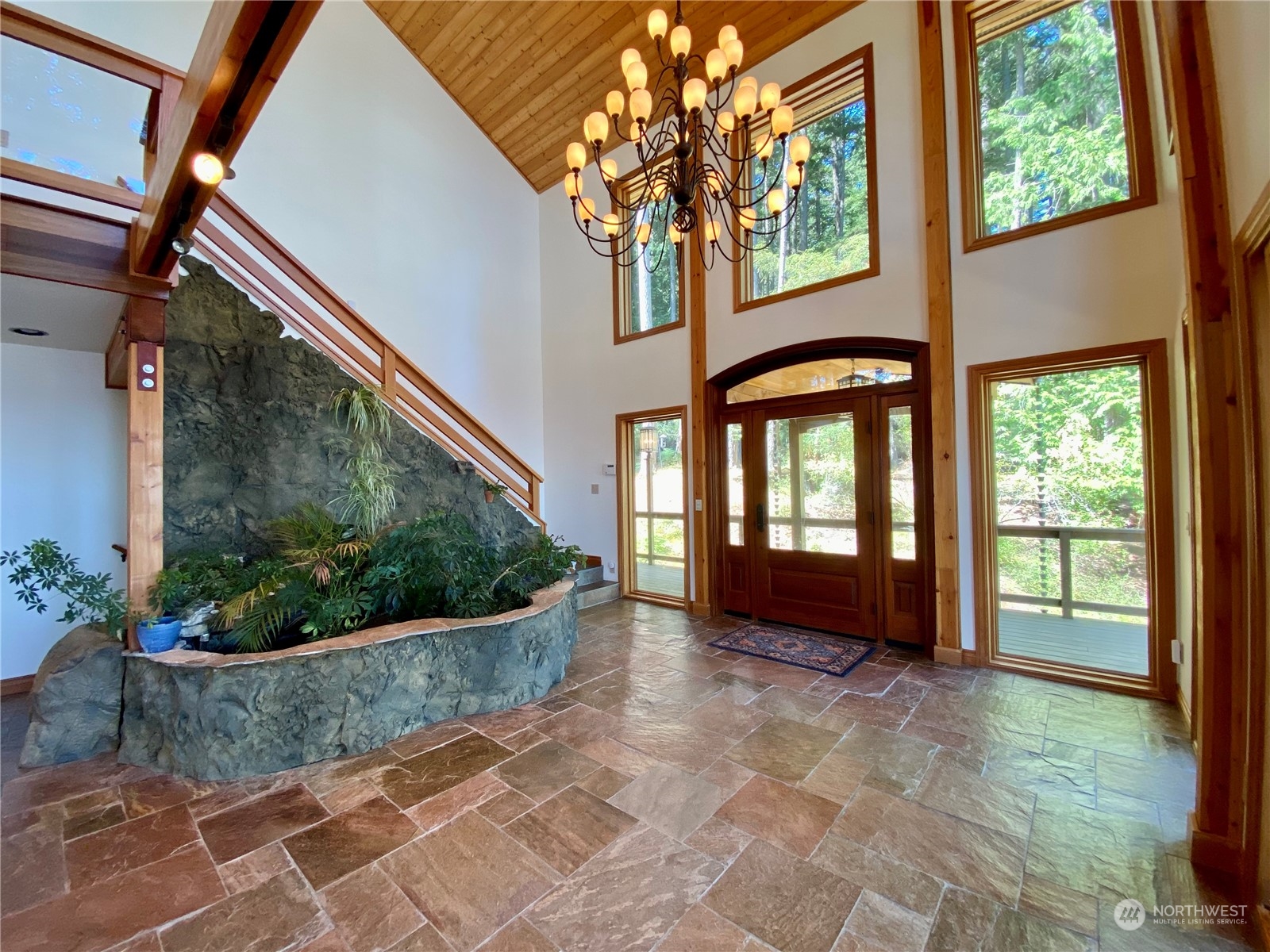 2878 Raccoon Point Road