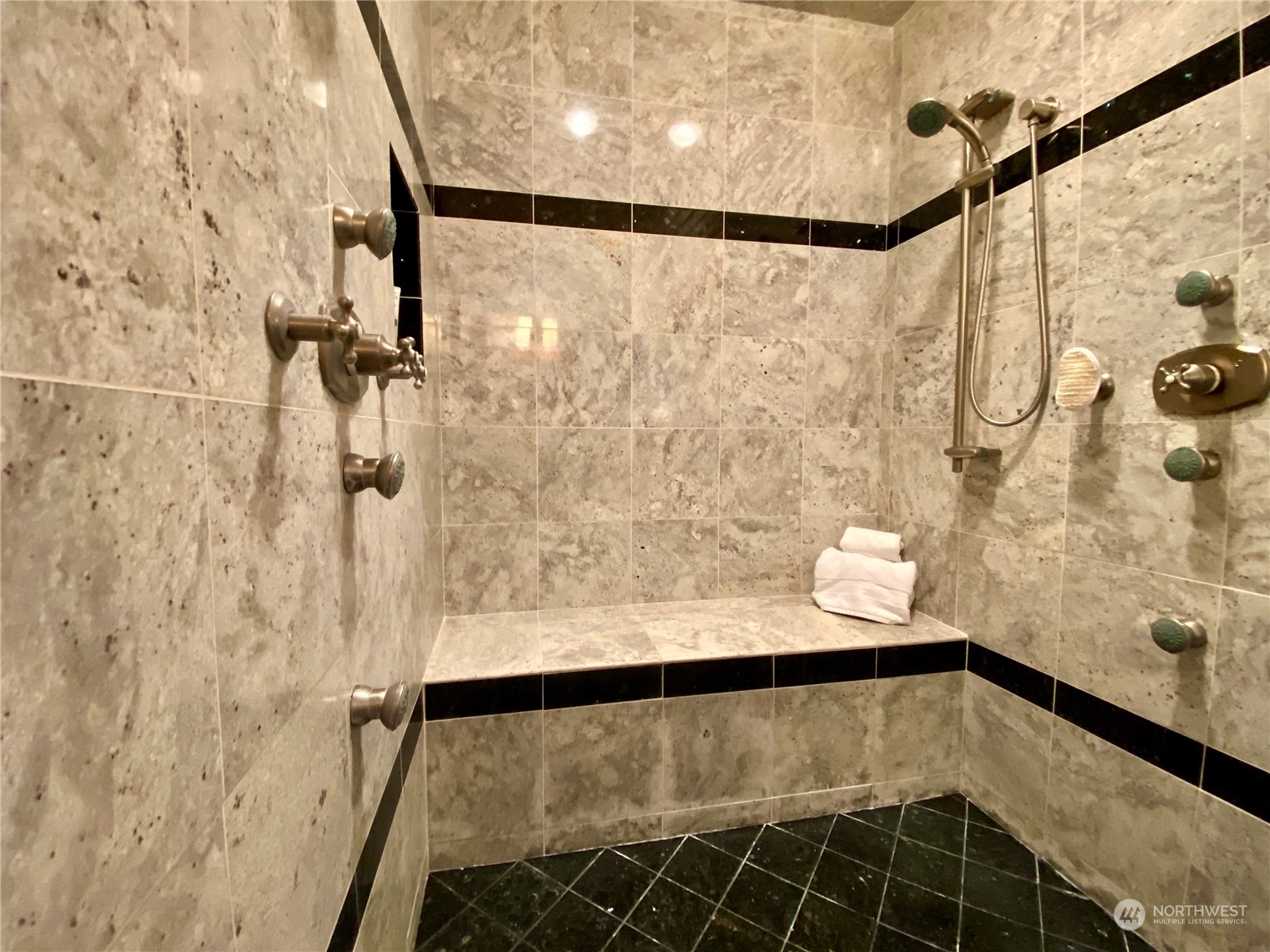 2878 Raccoon Point Road