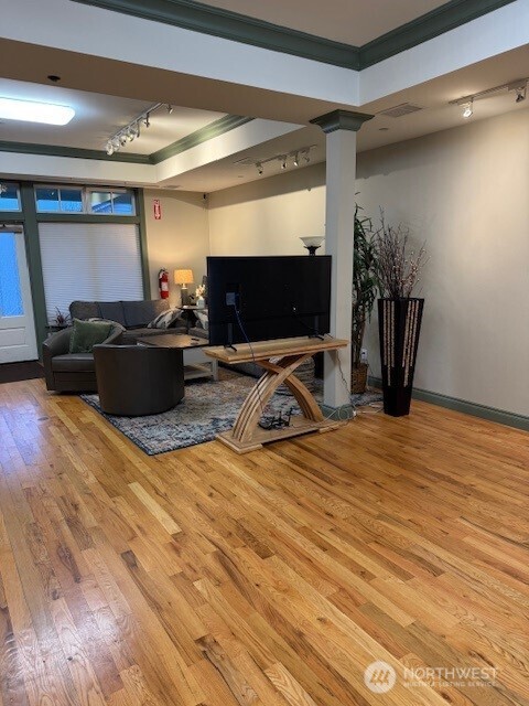 623 Morris Street Unit: E1&E2