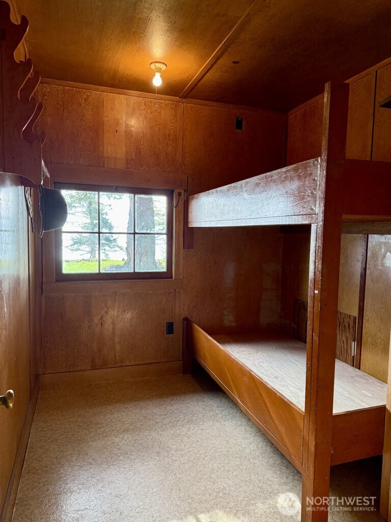 557 Old Sentinel Road