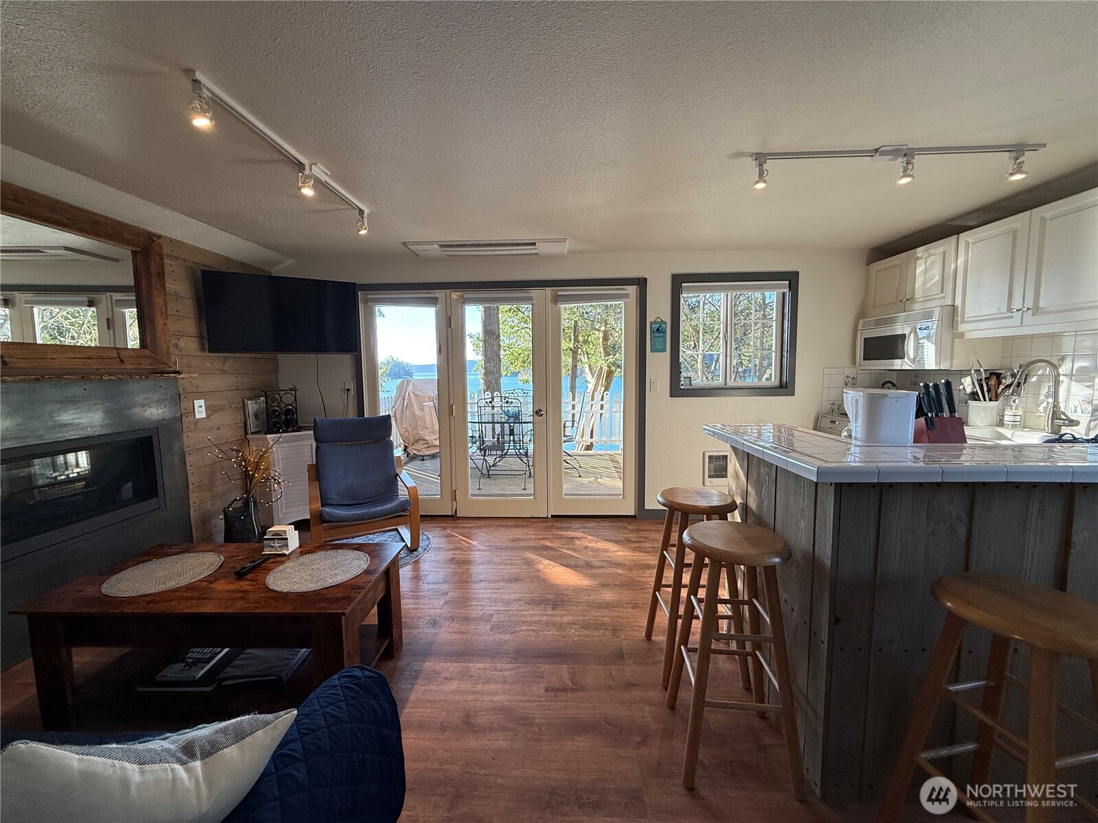 5244 Deer Harbor Road