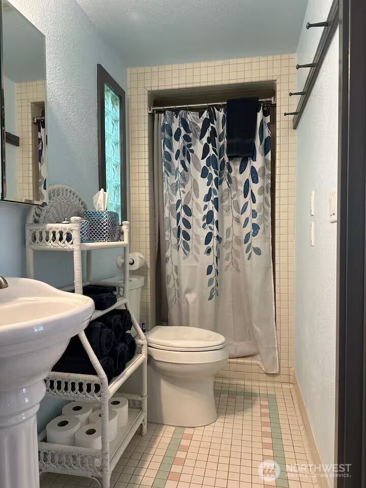 5244 Deer Harbor Road