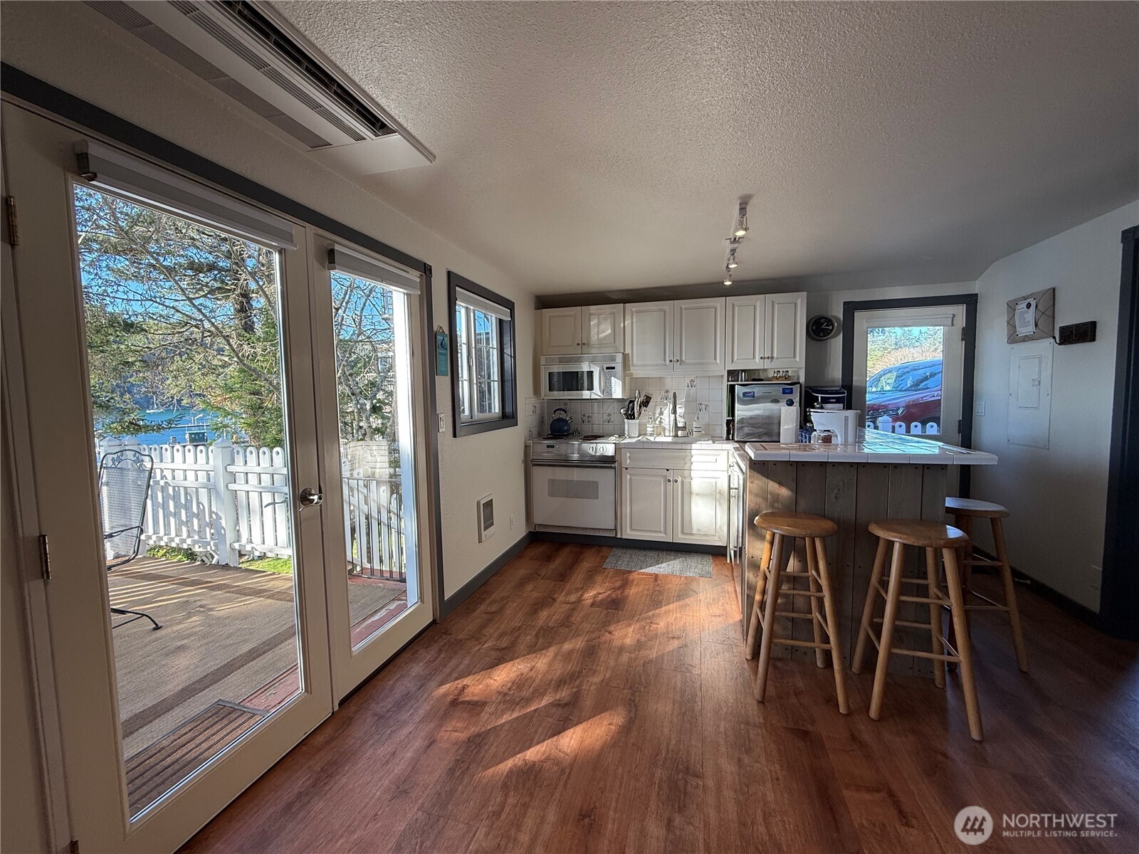 5244 Deer Harbor Road