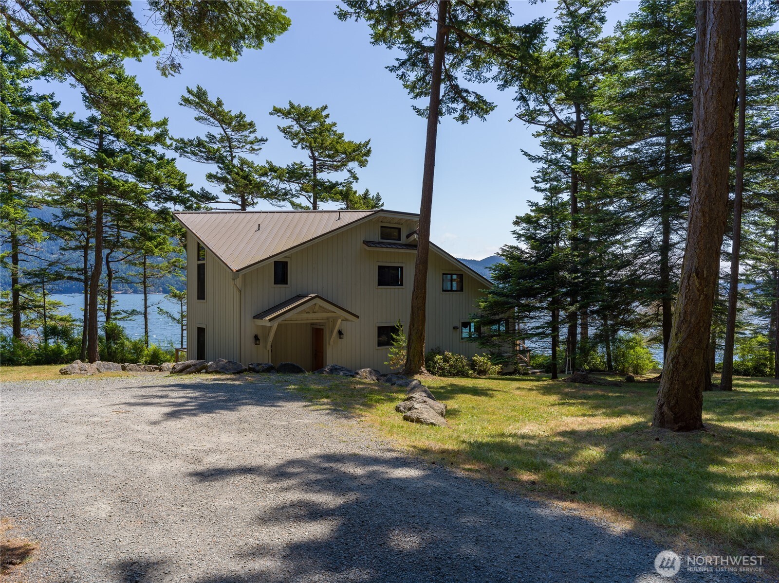 122 Lohman Lane