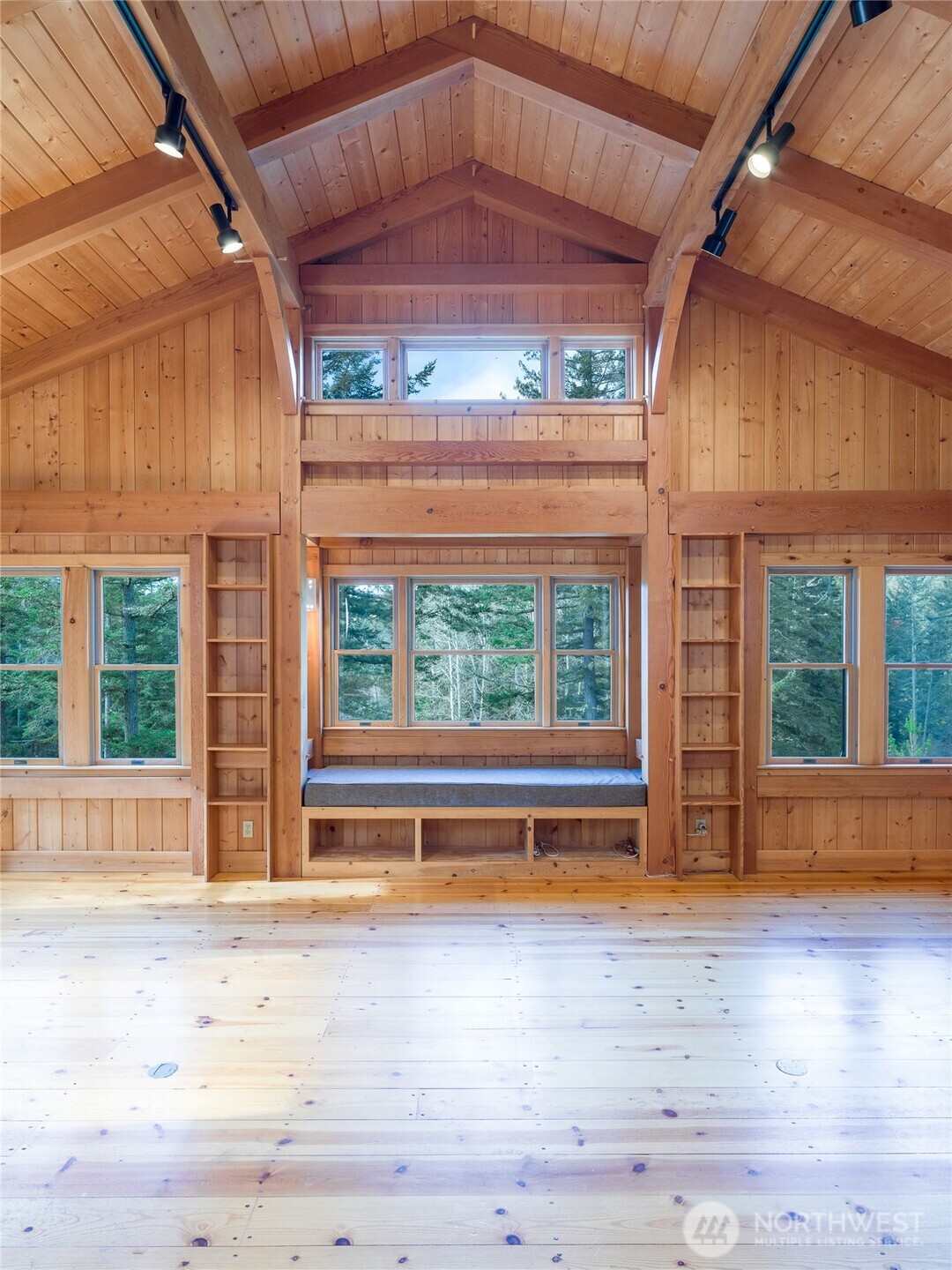 61 Sunrise Bluff