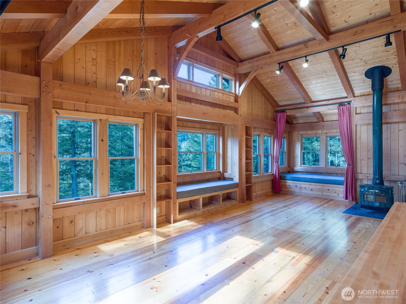 61 Sunrise Bluff