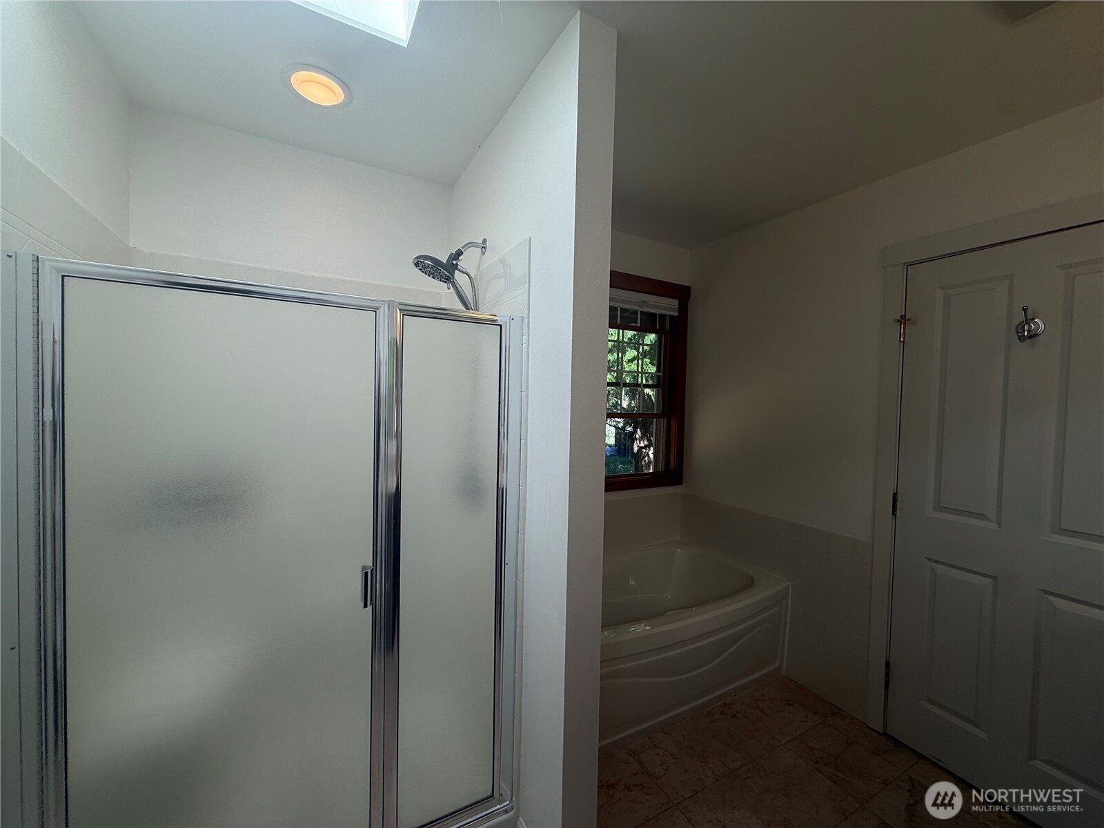 143 Raccoon Point Road