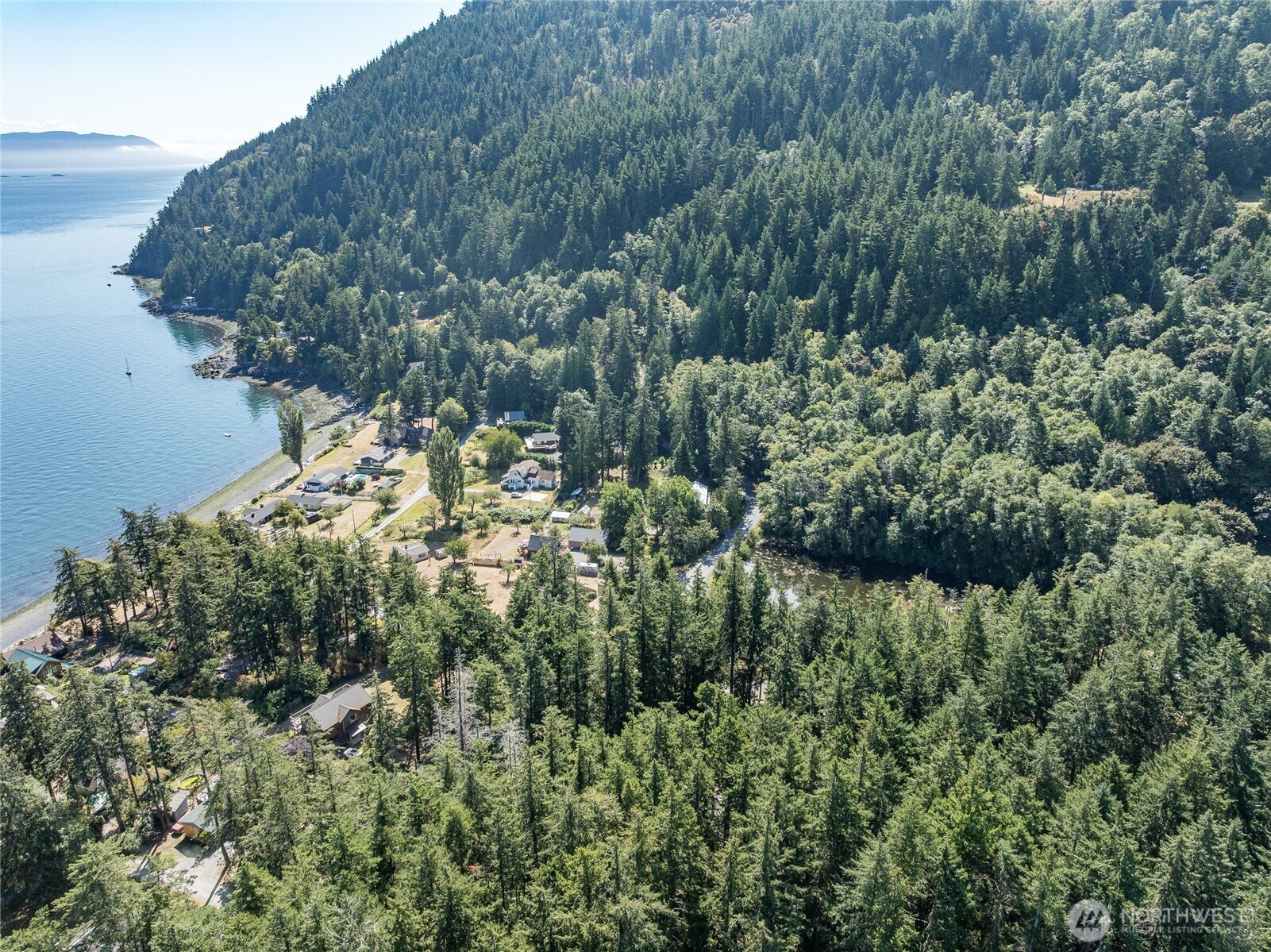 143 Raccoon Point Road