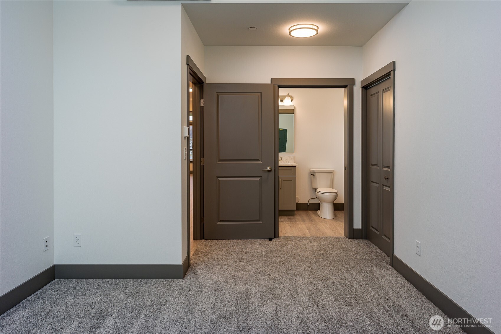 623 Morris Street Unit: E2