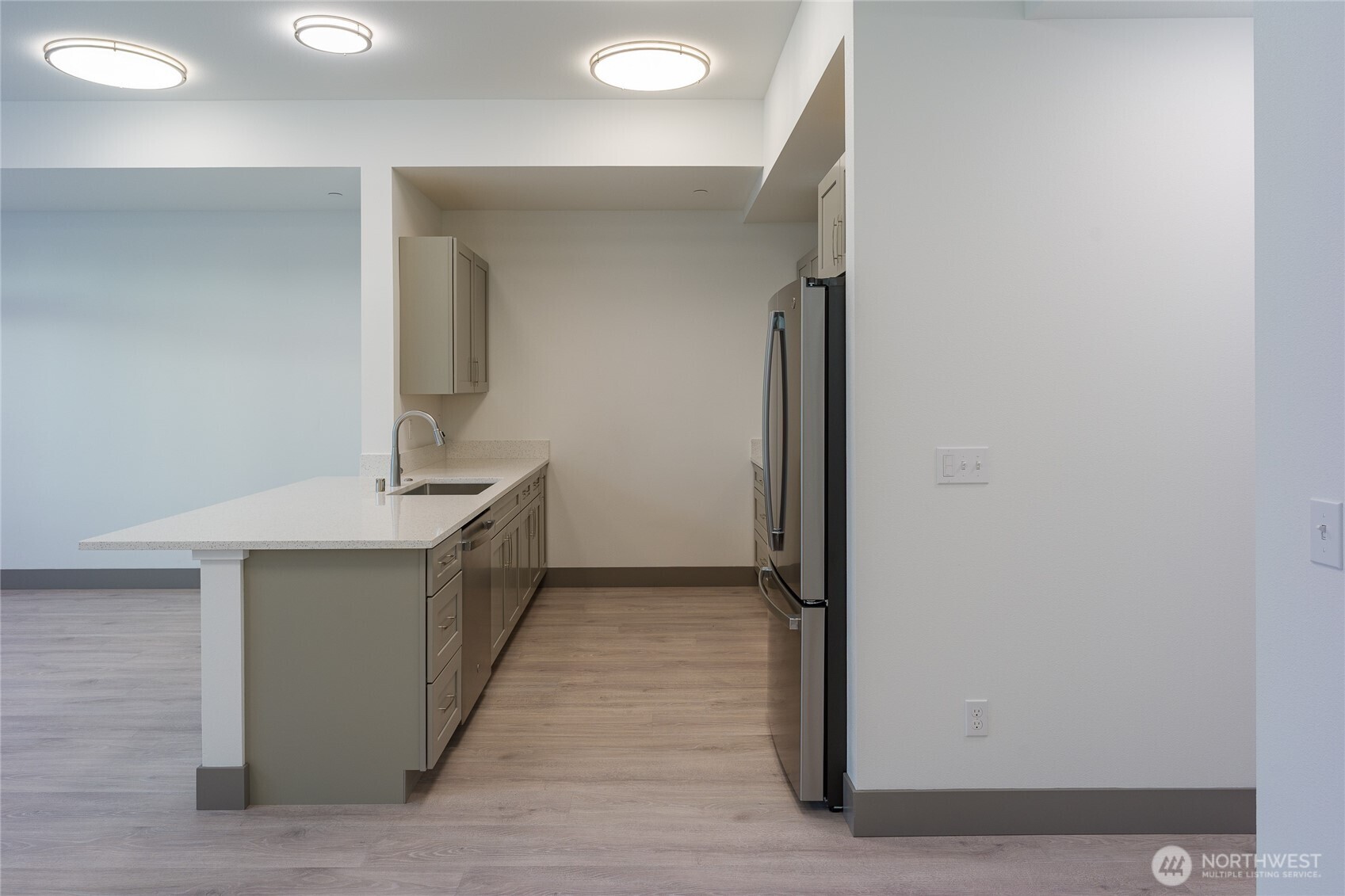 623 Morris Street Unit: E2