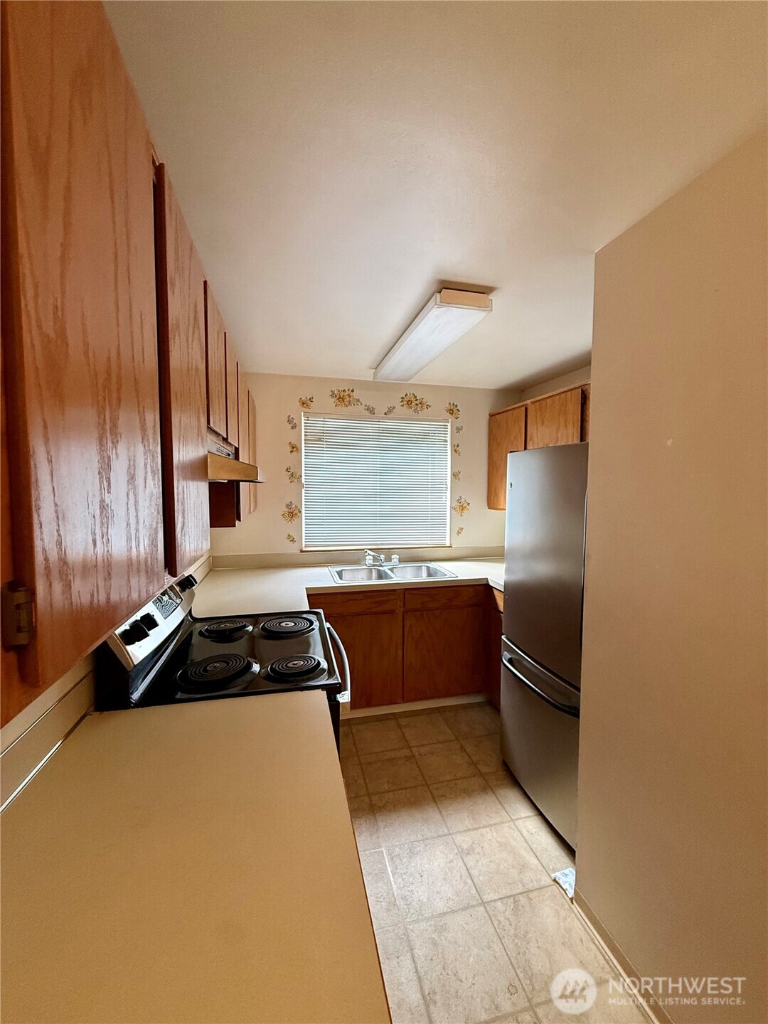 172 Lover's Lane Unit: B106