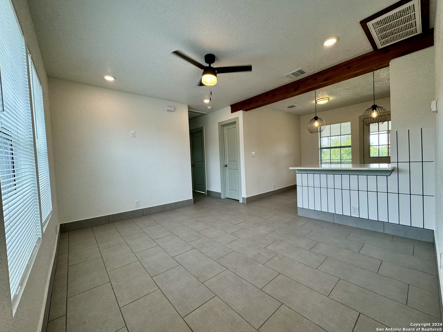 704 FAIR AVE 200