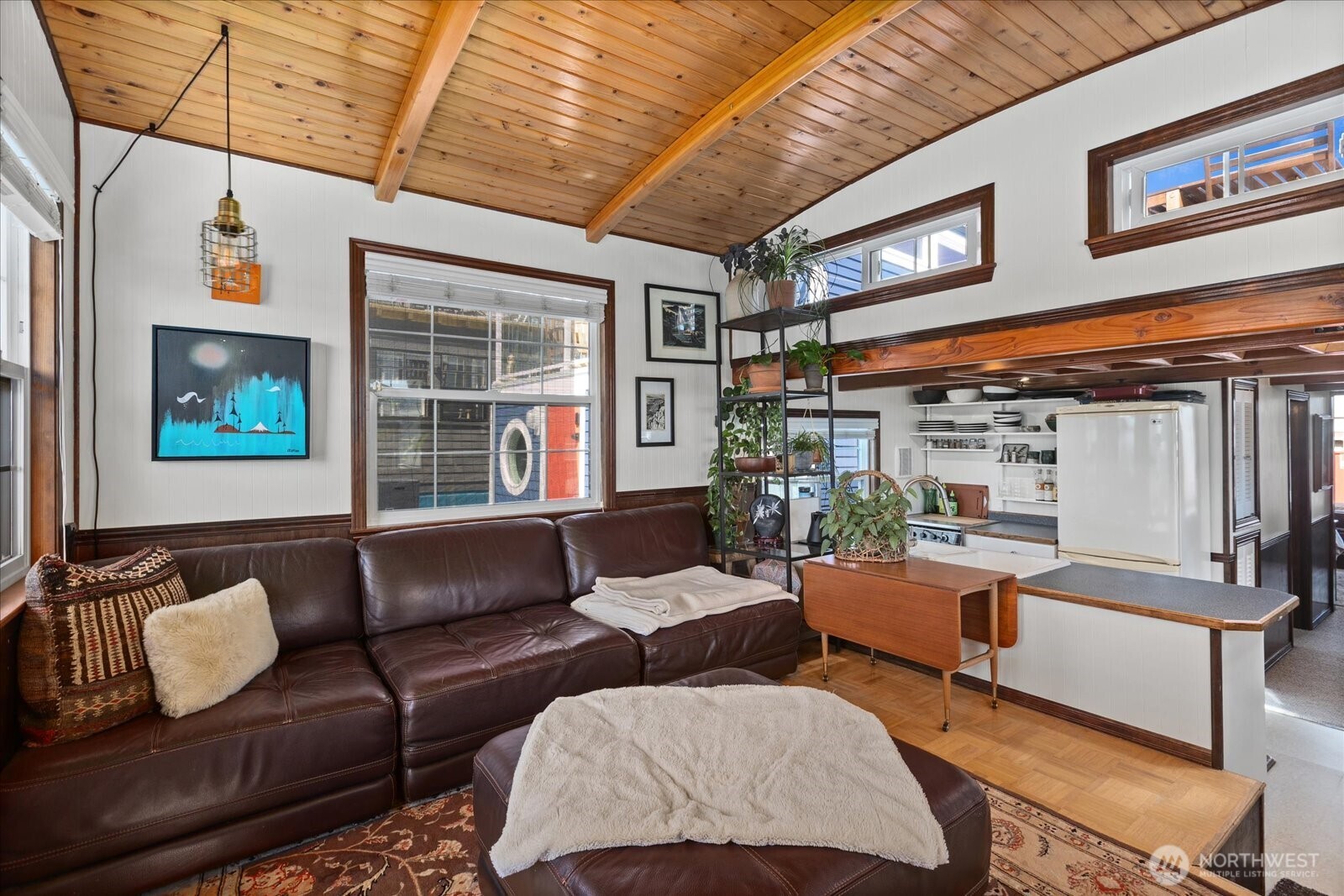 1900 Westlake Avenue N Unit: B11