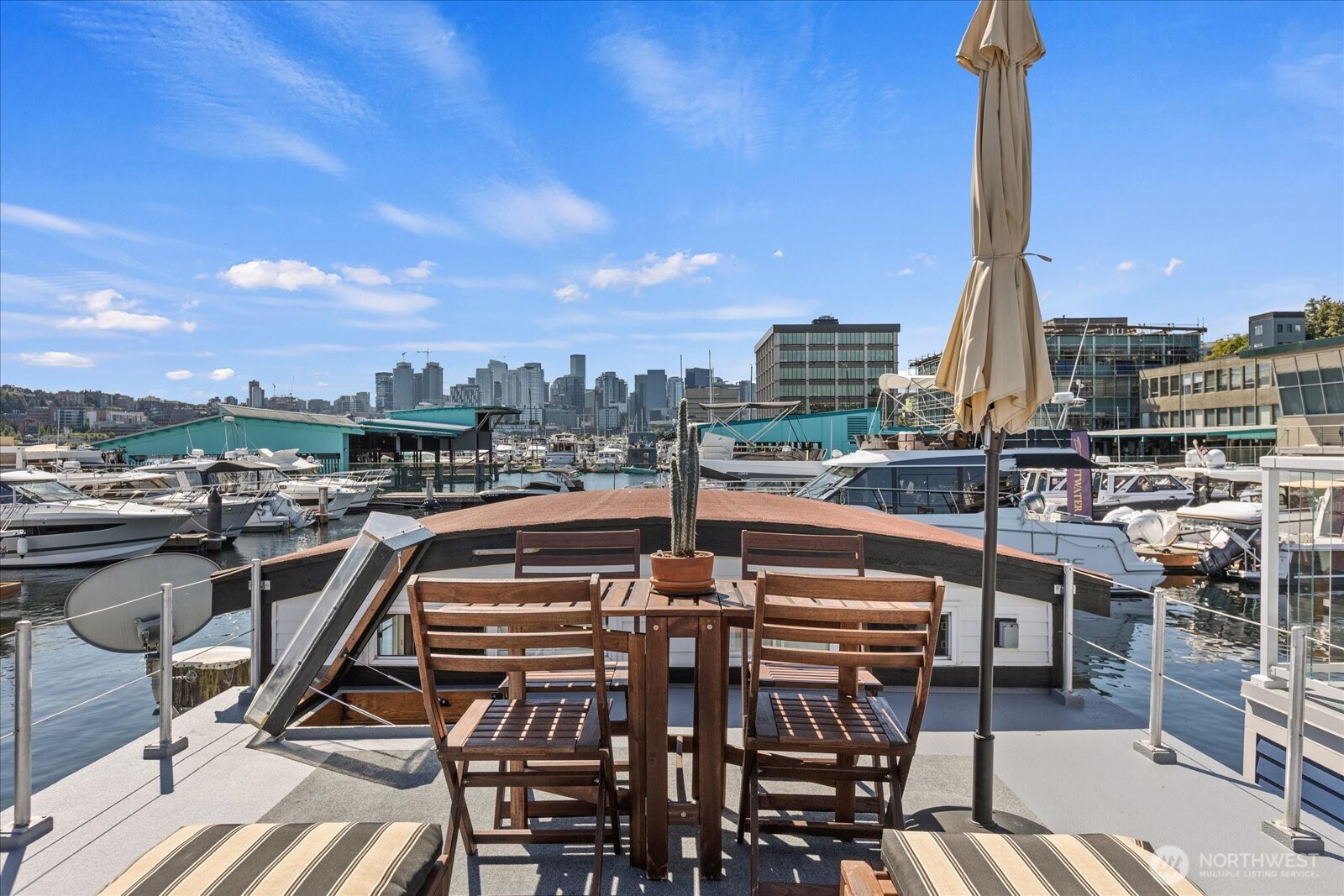 1900 Westlake Avenue N Unit: B11