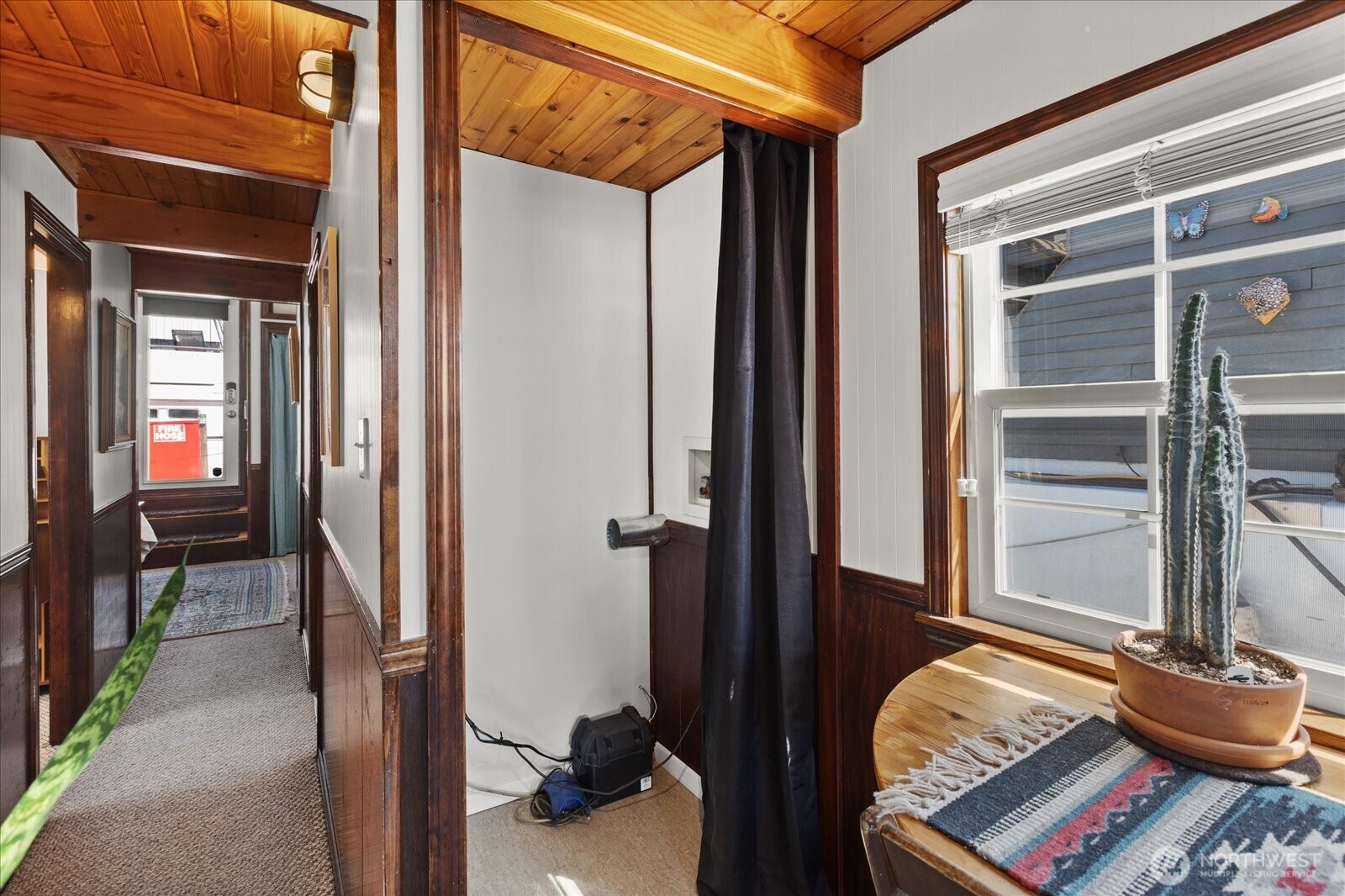 1900 Westlake Avenue N Unit: B11