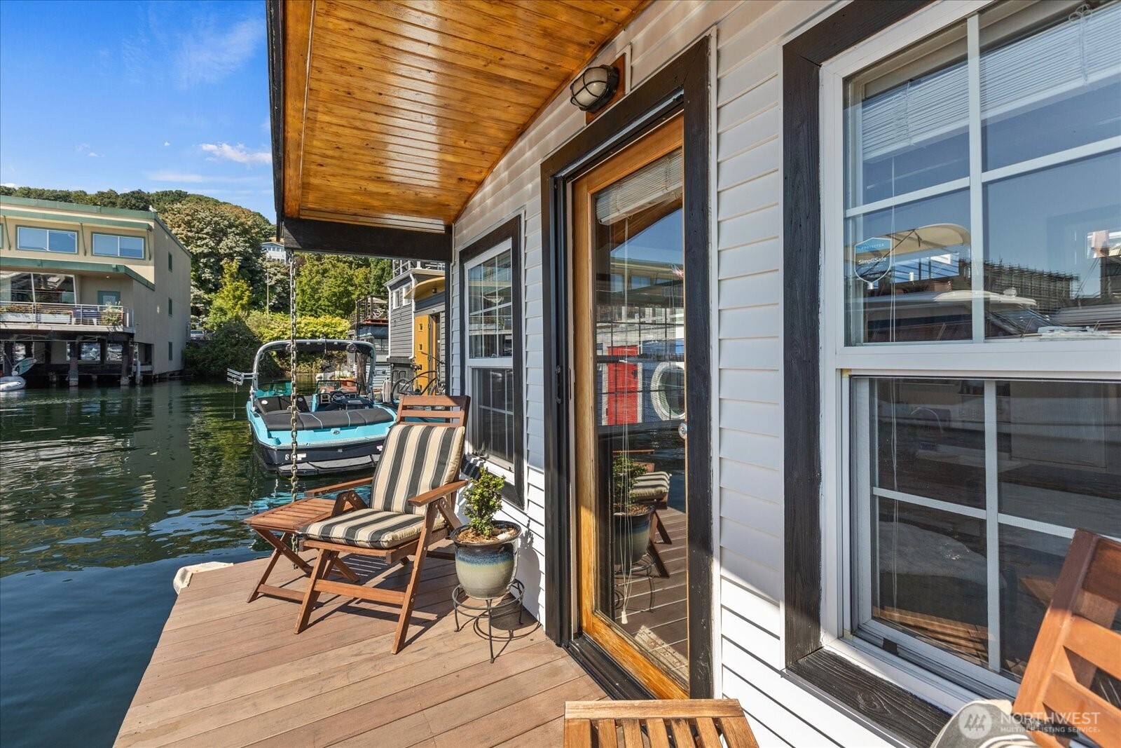 1900 Westlake Avenue N Unit: B11