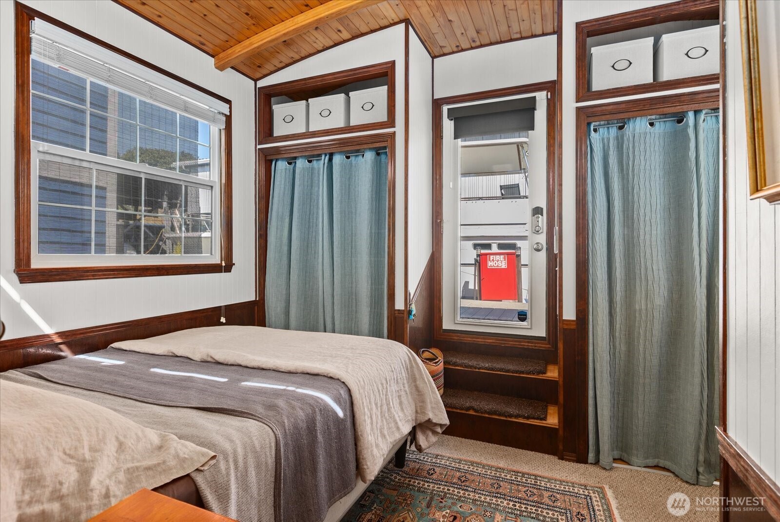 1900 Westlake Avenue N Unit: B11