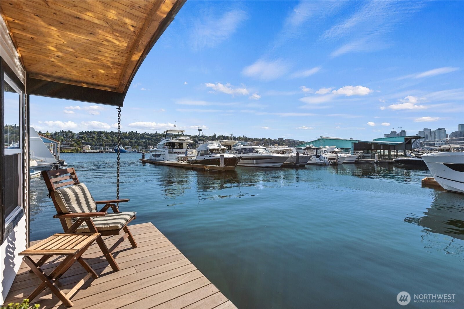 1900 Westlake Avenue N Unit: B11