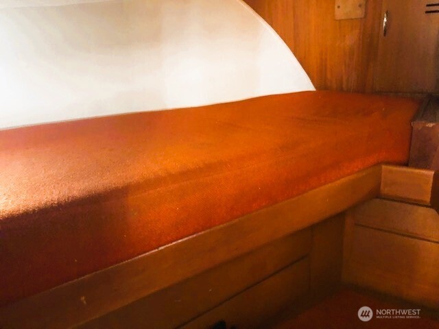 2040 Westlake Avenue N Unit: 10