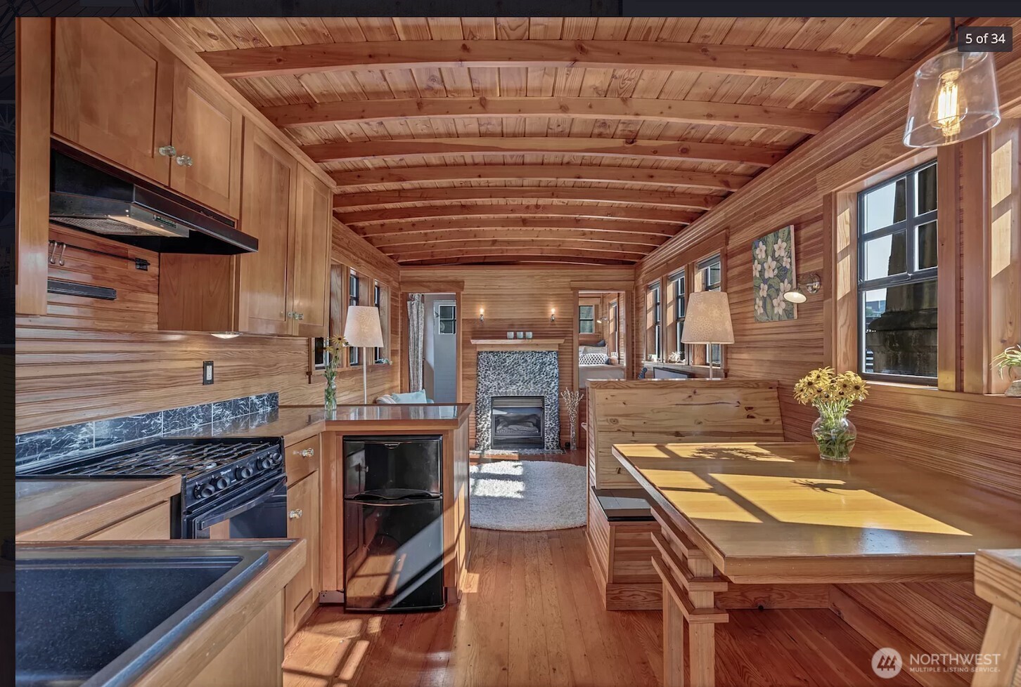 3304 Fuhrman Avenue E Unit: 10