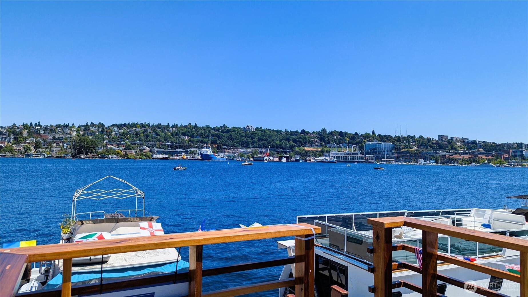 2040 Westlake Avenue N Unit: 17