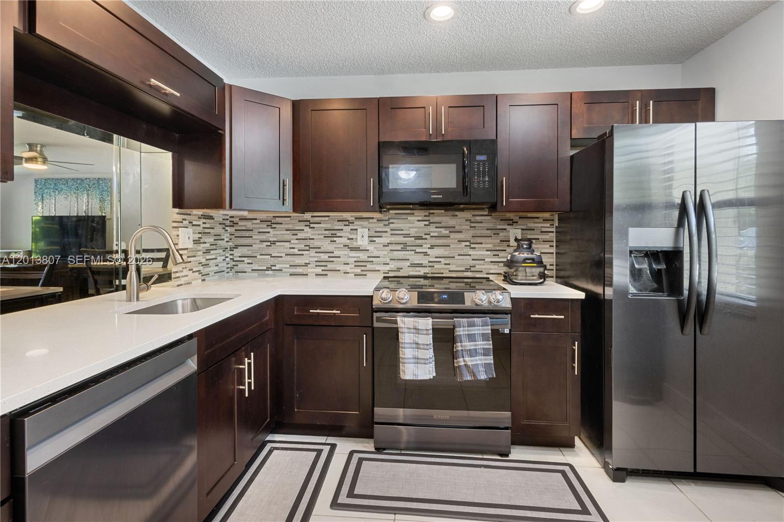 3289 S Carambola Circle S 23145