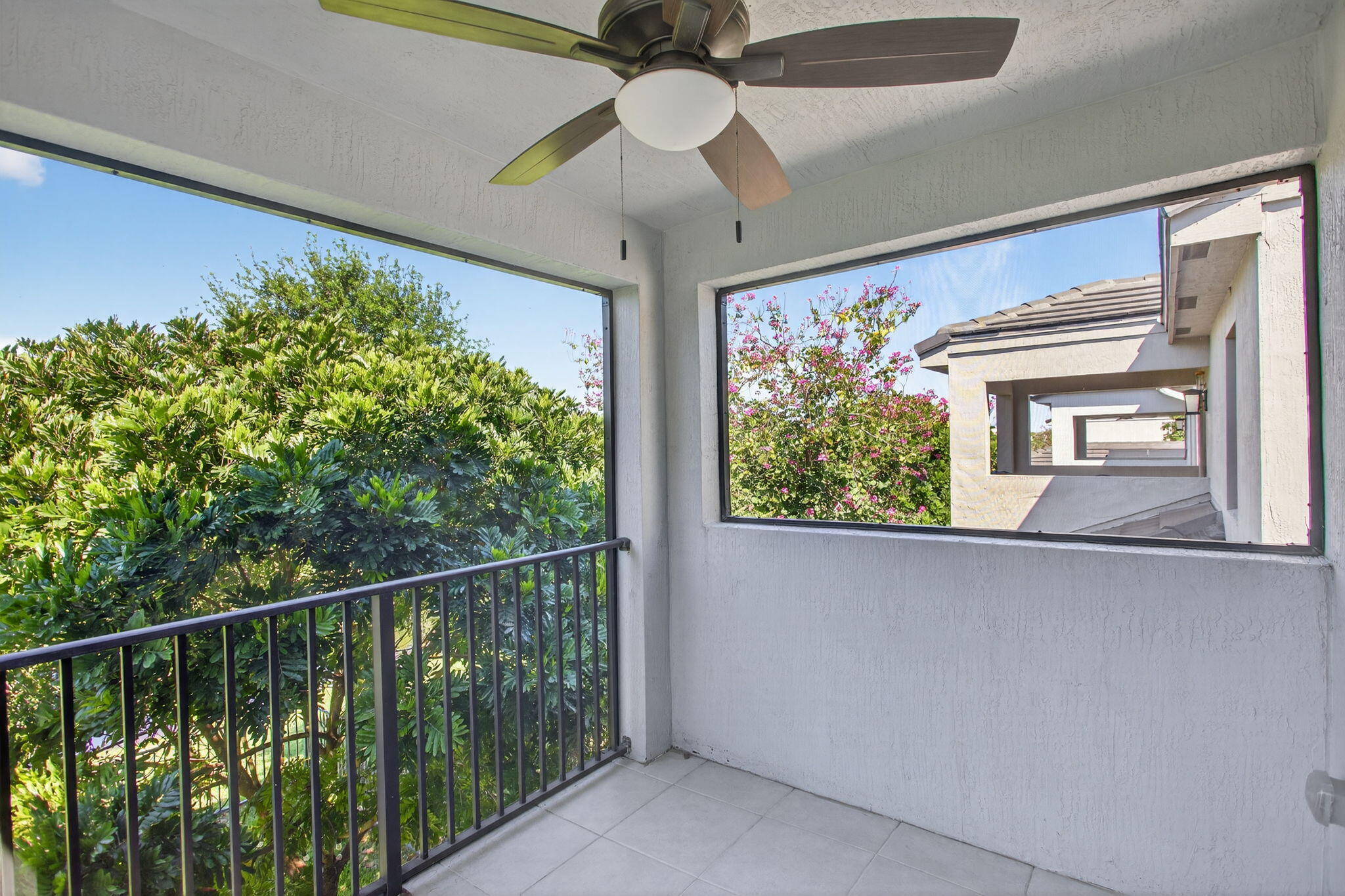 325 NW 33rd Lane