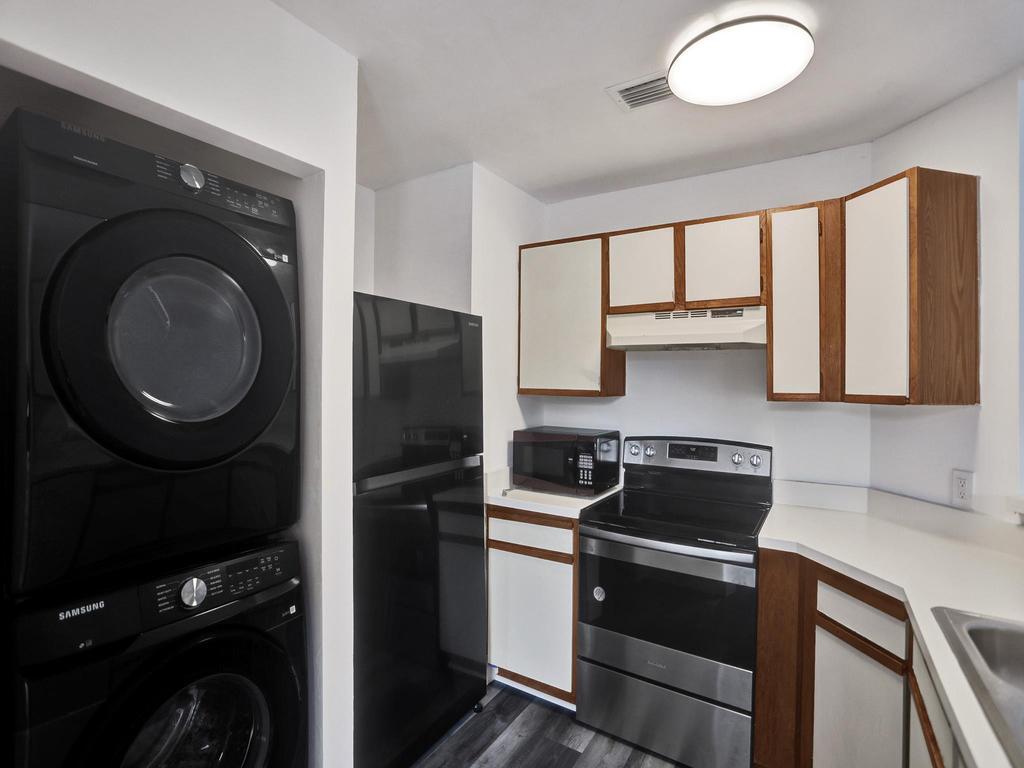 3477 NW 44th Street 202