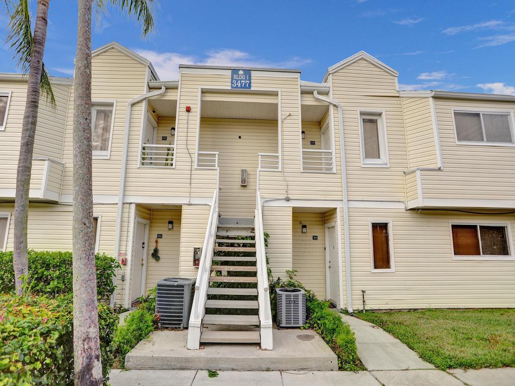 3477 NW 44th Street 202