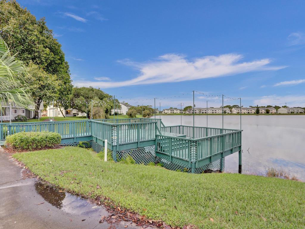3477 NW 44th Street 202