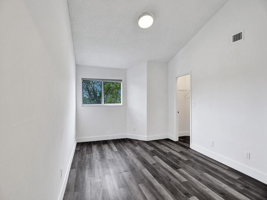 3477 NW 44th Street 202
