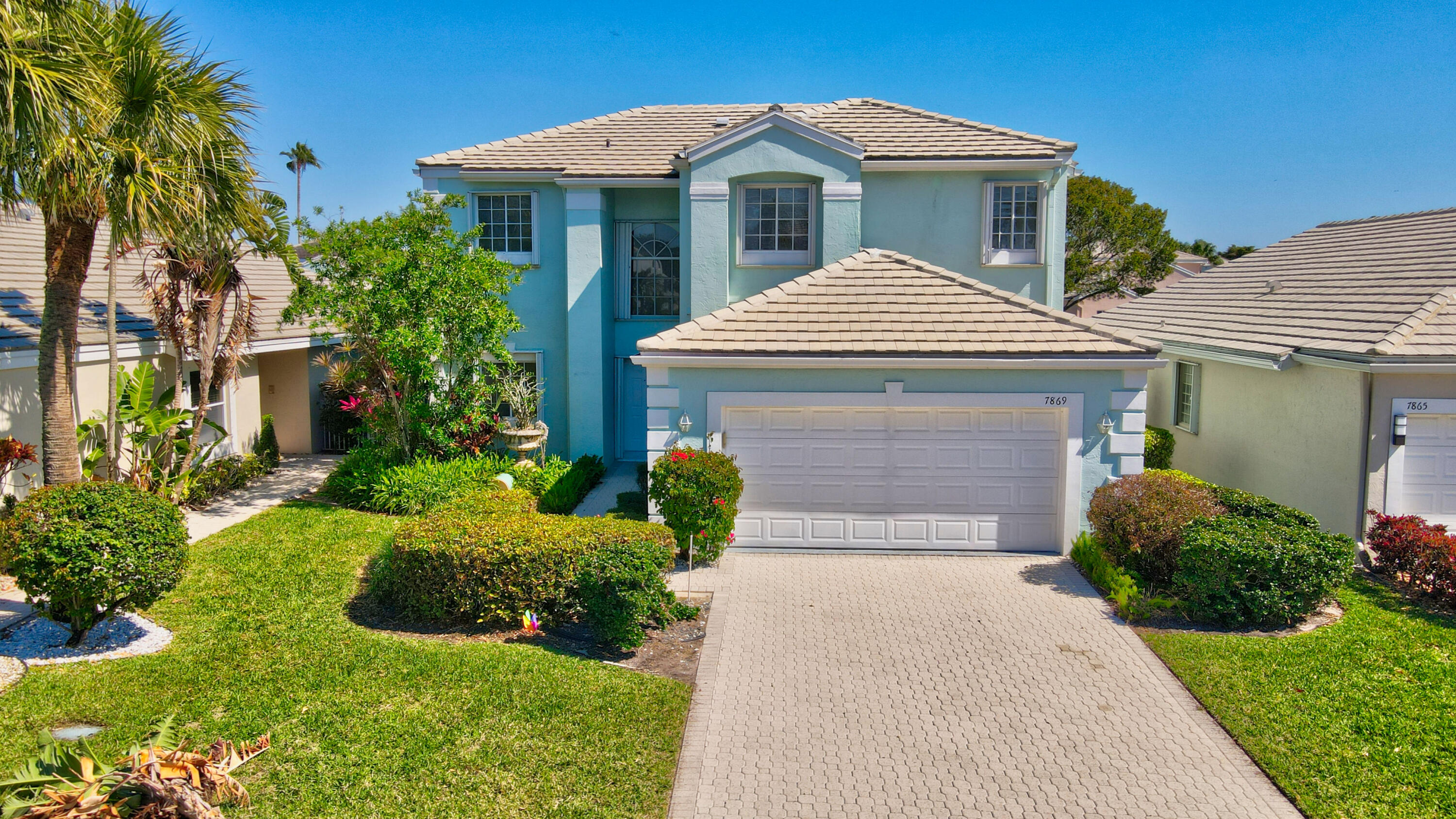 7869 Travlers Tree Drive