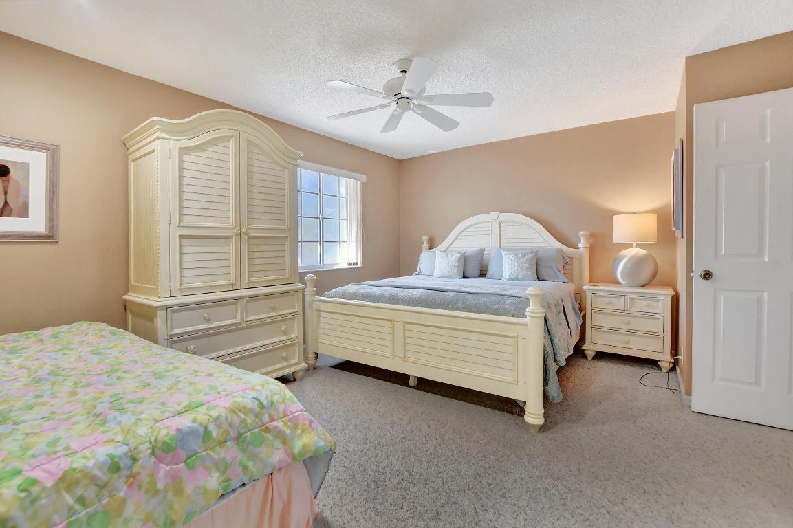 7869 Travlers Tree Drive