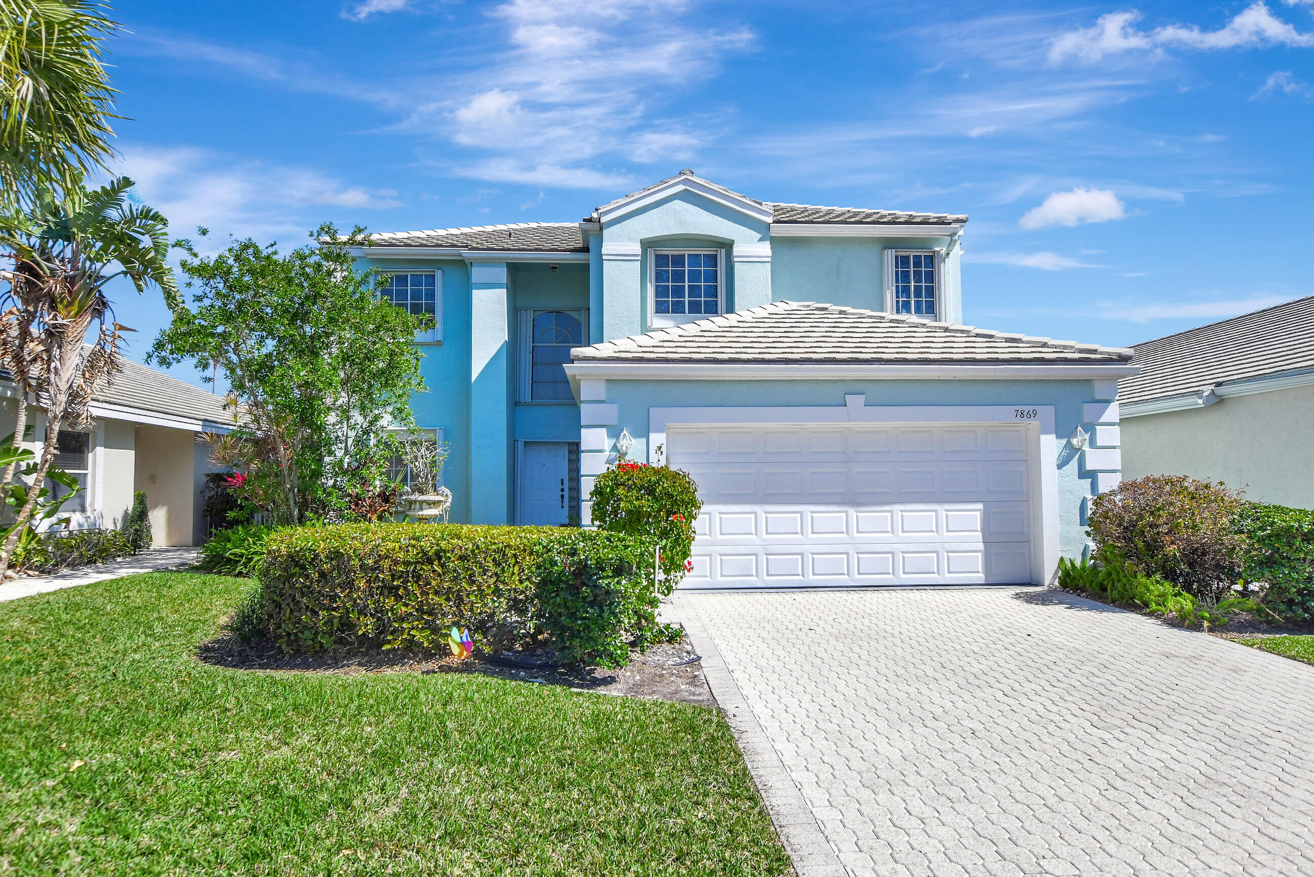 7869 Travlers Tree Drive