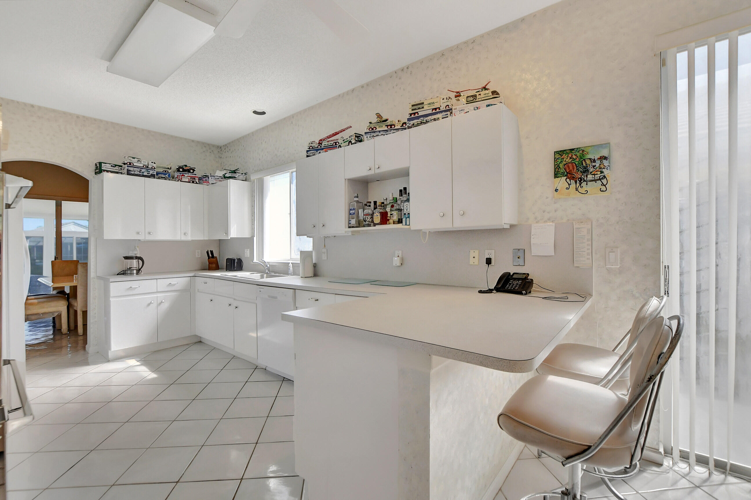 7869 Travlers Tree Drive