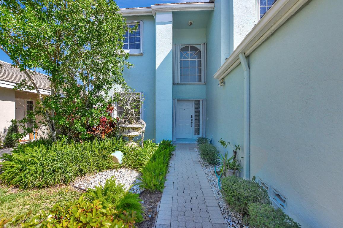 7869 Travlers Tree Drive