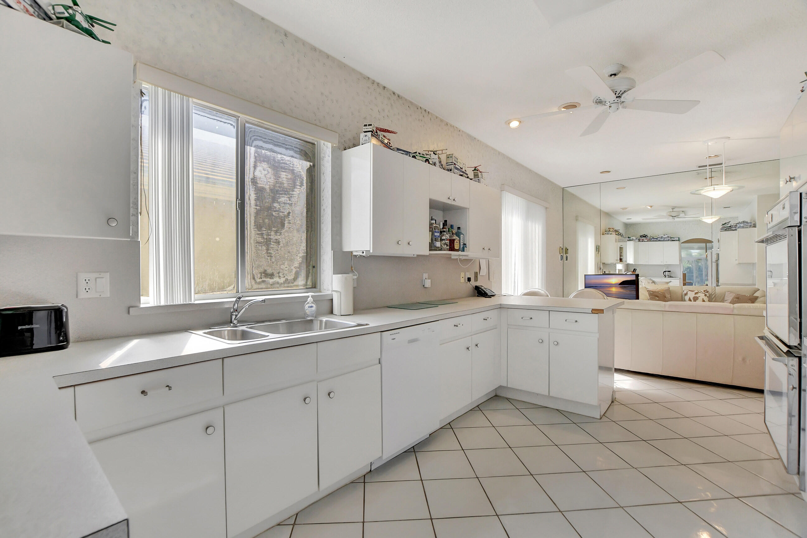 7869 Travlers Tree Drive