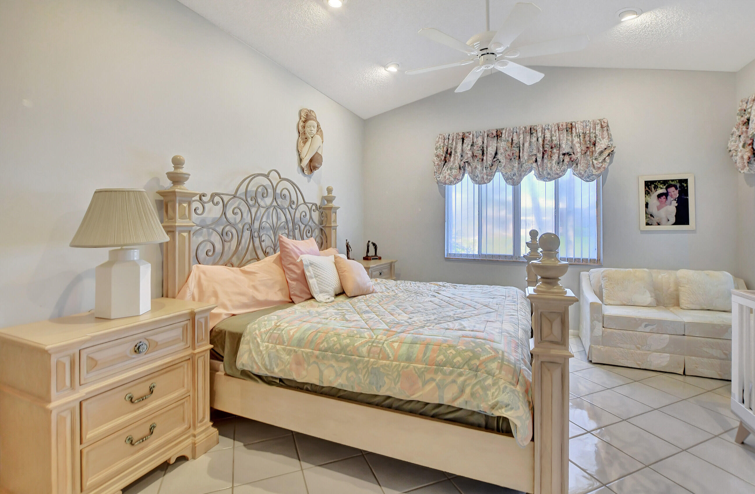 7869 Travlers Tree Drive