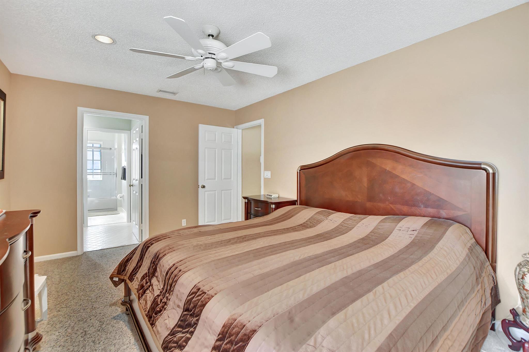 7869 Travlers Tree Drive